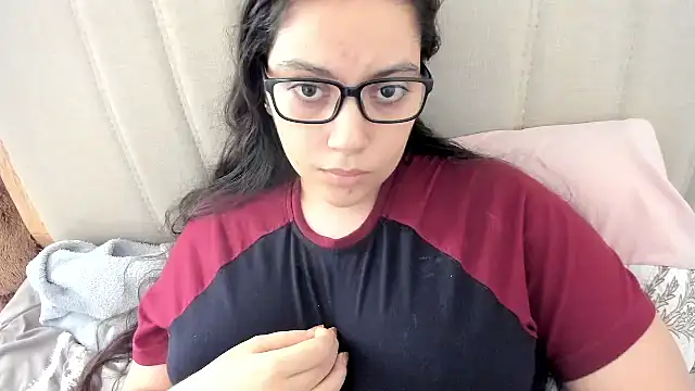 Snapshot of roniewester chatting on March 30, 2026, 2:40 pm roniewester online show from March 30, 2026, 2:40 pm