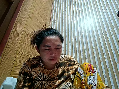 LalaiAsian online show from February 19, 2026, 4:36 pm