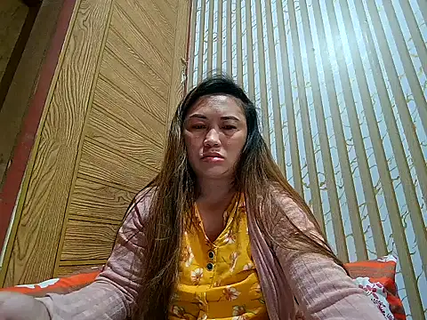 LalaiAsian online show from March 15, 2026, 10:27 pm