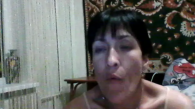 SunnyAmorre online show from June 27, 2026, 8:25 pm