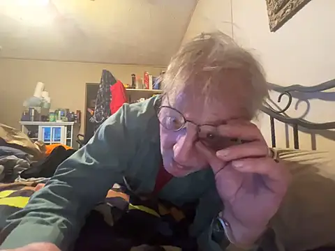 jck1m0t online show from May 12, 2026, 1:58 am