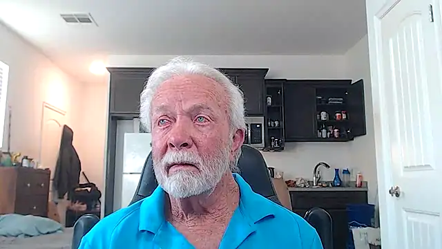 rockpoint69 online show from November 10, 2025, 10:31 pm