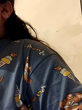 Snapshot of Srishtijain51 chatting on June 18, 2026, 1:59 pm Srishtijain51 online show from June 18, 2026, 1:59 pm