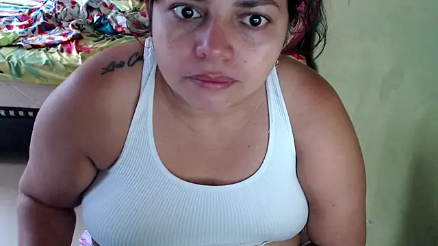 Snapshot of yulieth_bbw chatting on February 13, 2025, 12:11 pm yulieth bbw online show from February 13, 2025, 12:11 pm