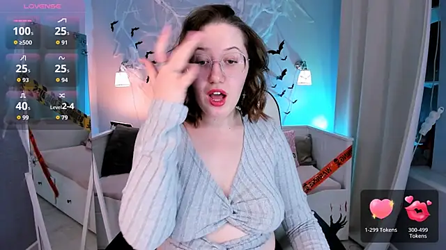 Charmy Gracy online show from November 2, 2025, 11:12 am