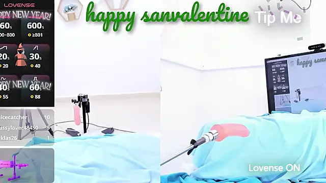 Snapshot of naty_girl_ chatting on February 14, 2025, 2:28 am naty girl online show from February 14, 2025, 2:28 am