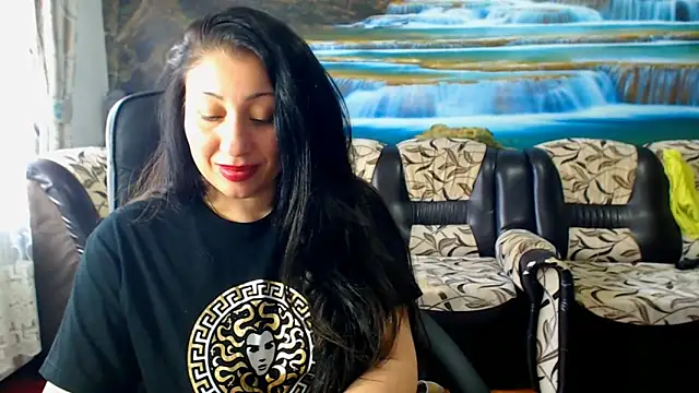 MoistMady online show from March 3, 2025, 9:33 am