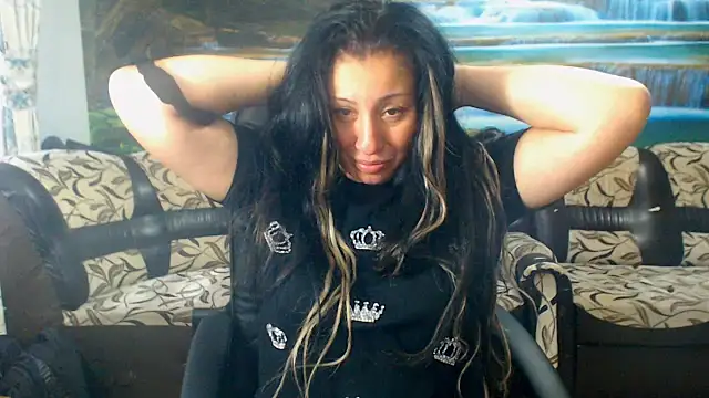 MoistMady online show from September 29, 2025, 5:45 am