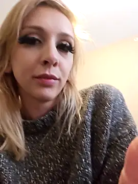 Snapshot of AmethystFoxx chatting on March 6, 2026, 9:33 pm AmethystFoxx online show from March 6, 2026, 9:33 pm