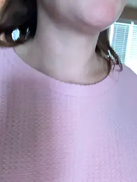 Mini And The Bear online show from January 15, 2026, 4:44 pm