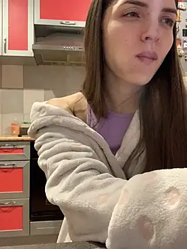 SeducingYoghourt online show from February 8, 2026, 4:10 pm