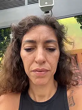 amanilouve online show from March 1, 2025, 4:37 am