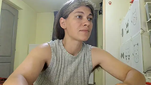 Snapshot of MercyLove chatting on June 19, 2026, 5:28 pm MercyLove online show from June 19, 2026, 5:28 pm