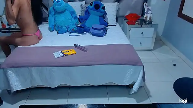 Snapshot of lady_Ary_xx chatting on January 12, 2025, 8:25 pm lady Ary xx online show from January 12, 2025, 8:25 pm