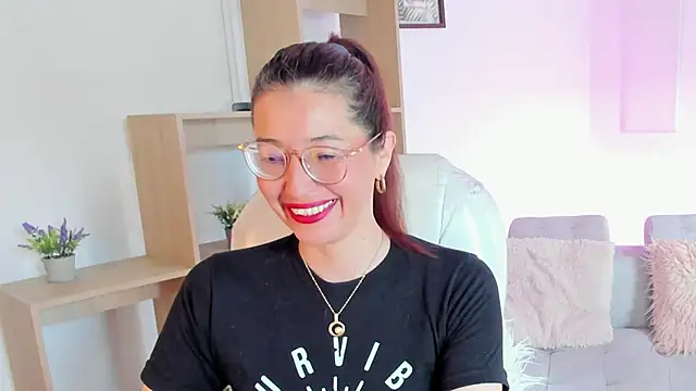 Antonnella 3 online show from September 22, 2025, 12:40 pm