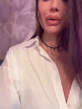 Emma Catt online show from April 2, 2026, 4:43 am