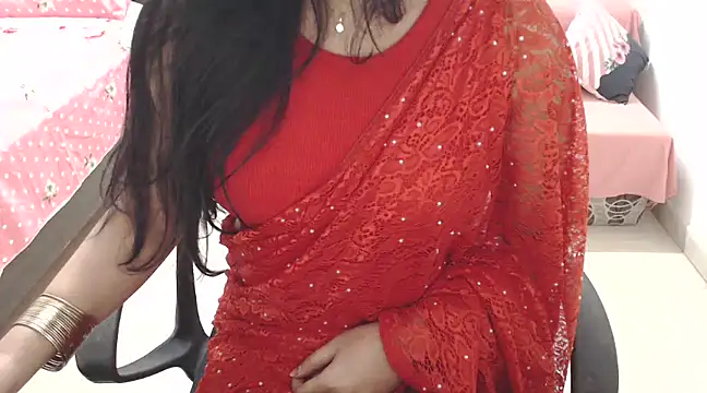 Snapshot of Princess_Sara chatting on December 31, 2024, 6:16 am Princess Sara online show from December 31, 2024, 6:16 am