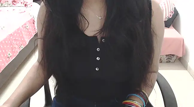 Snapshot of Princess_Sara chatting on January 8, 2025, 6:20 am Princess Sara online show from January 8, 2025, 6:20 am