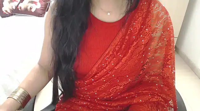 Snapshot of Princess_Sara chatting on March 9, 2025, 6:06 am Princess Sara online show from March 9, 2025, 6:06 am