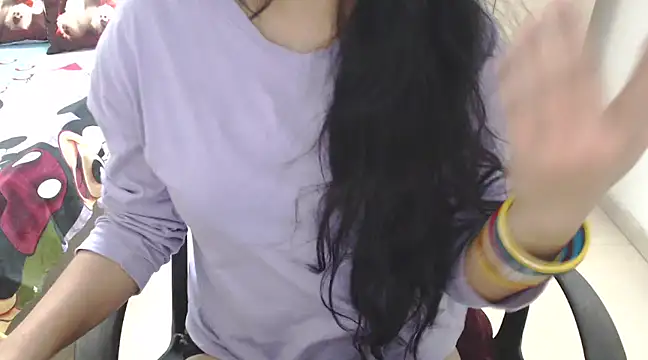 Snapshot of Princess_Sara chatting on March 22, 2025, 6:33 am Princess Sara online show from March 22, 2025, 6:33 am