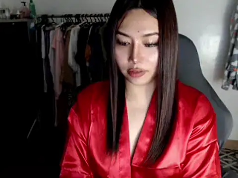 urqueendominant online show from March 1, 2025, 7:19 am