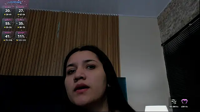 Snapshot of Kareena_chopra chatting on May 2, 2026, 11:59 am Kareena chopra online show from May 2, 2026, 11:59 am
