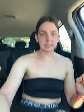 DoriDeluxe66 online show from April 16, 2026, 9:43 am