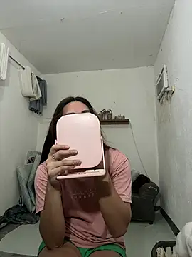 MarieLoveGlamorous online show from March 4, 2026, 1:28 pm