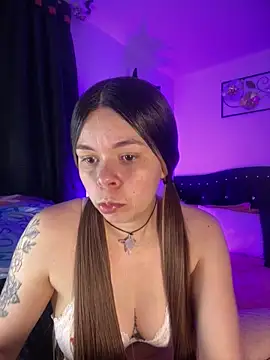 carolina16love online show from March 16, 2026, 8:35 pm