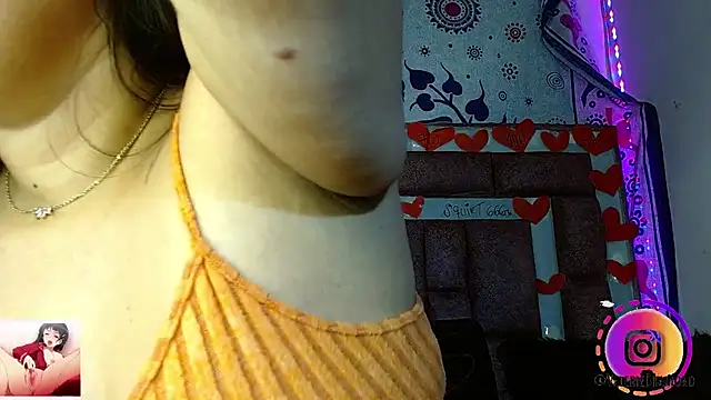 ValerieDiiamond online show from March 22, 2026, 4:16 am