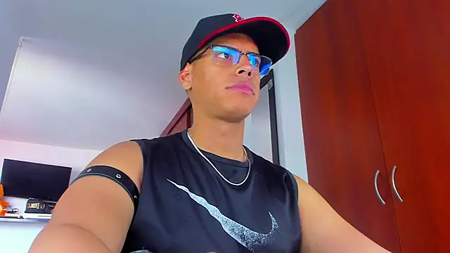 Snapshot of _John_Boy_ chatting on March 6, 2026, 7:10 pm John Boy online show from March 6, 2026, 7:10 pm