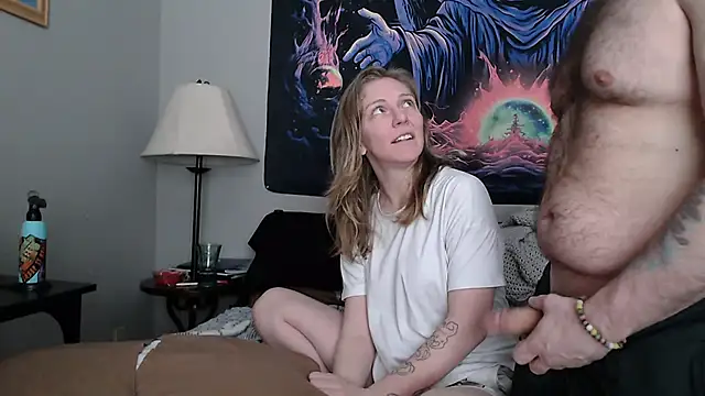 Snapshot of coryandthepeach chatting on January 31, 2025, 4:59 pm coryandthepeach online show from January 31, 2025, 4:59 pm