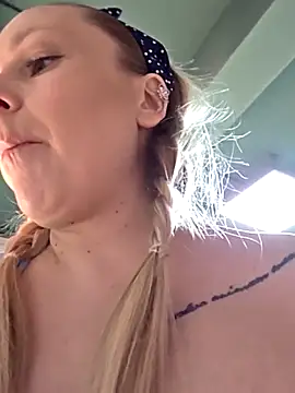 Bondgirl 013 online show from April 4, 2026, 4:37 pm