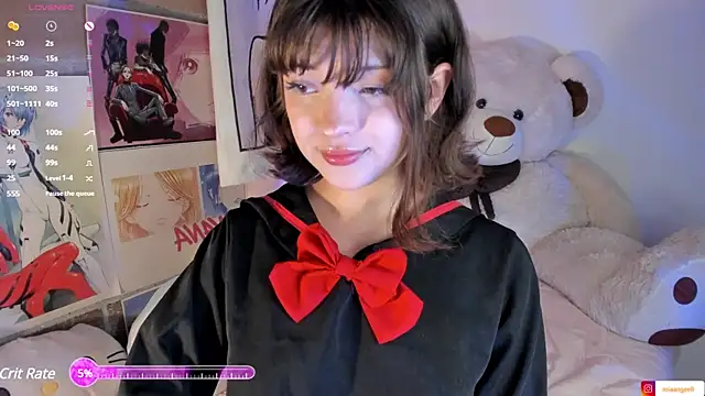 mia angel  online show from February 13, 2025, 10:33 pm