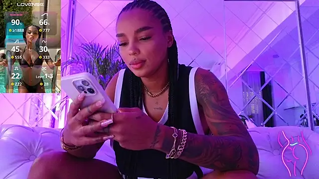 KimiBrown online show from September 25, 2025, 10:08 am