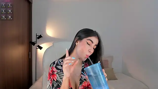 Snapshot of RebeccaBaxter chatting on March 13, 2026, 11:00 pm RebeccaBaxter online show from March 13, 2026, 11:00 pm