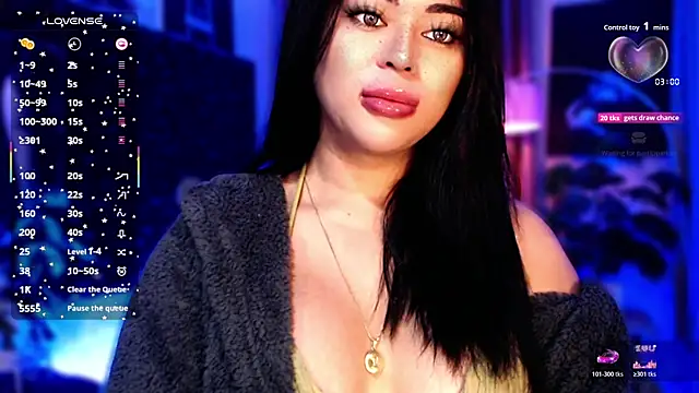 Thalia Cambridge online show from November 19, 2025, 10:21 pm