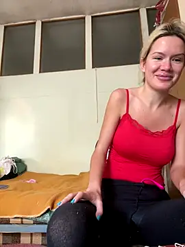 Keylili online show from November 14, 2025, 11:09 am