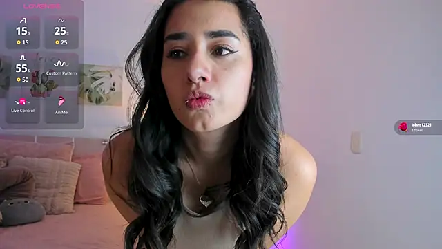 annadu011 online show from November 22, 2025, 2:27 pm