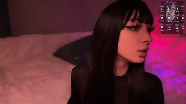 Handsomepure online show from November 13, 2025, 11:25 pm