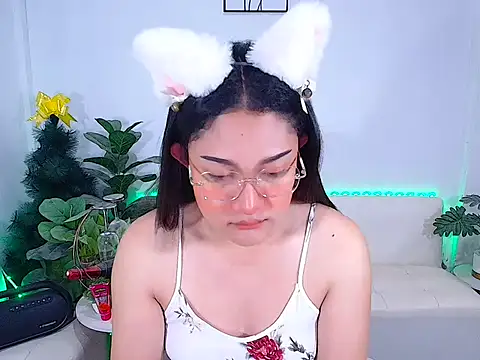 plysaithailand online show from December 16, 2025, 11:10 pm