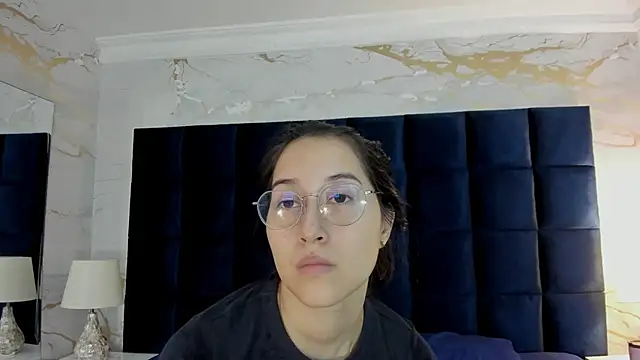 Abby Sweet1  online show from April 10, 2026, 12:21 pm