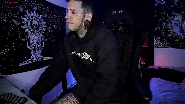 Snapshot of josh__ackerman chatting on March 4, 2025, 1:34 am josh ackerman online show from March 4, 2025, 1:34 am