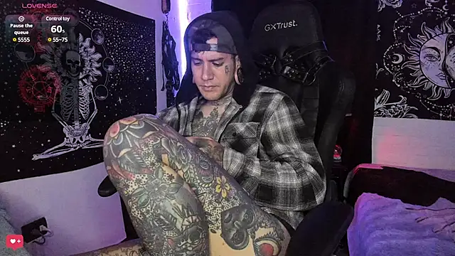 Snapshot of josh__ackerman chatting on March 14, 2025, 1:05 am josh ackerman online show from March 14, 2025, 1:05 am