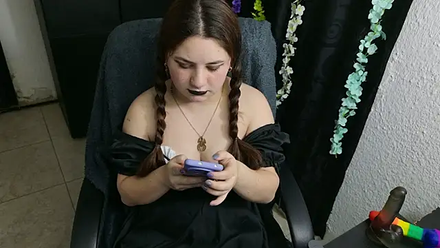 ann bronw online show from October 23, 2025, 12:21 am