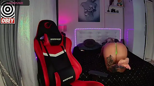 cokeyspeed69 online show from March 15, 2025, 12:34 pm