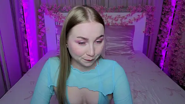 LilyStarlight online show from June 28, 2026, 3:23 am