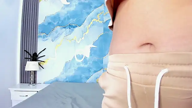 Snapshot of Kylieandjhonny chatting on October 28, 2025, 7:49 pm Kylieandjhonny online show from October 28, 2025, 7:49 pm