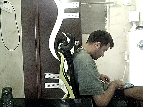 Snapshot of king_kong_india1 chatting on January 8, 2026, 5:10 am king kong india1 online show from January 8, 2026, 5:10 am