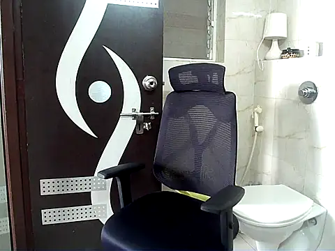 Snapshot of king_kong_india1 chatting on January 11, 2026, 6:51 am king kong india1 online show from January 11, 2026, 6:51 am